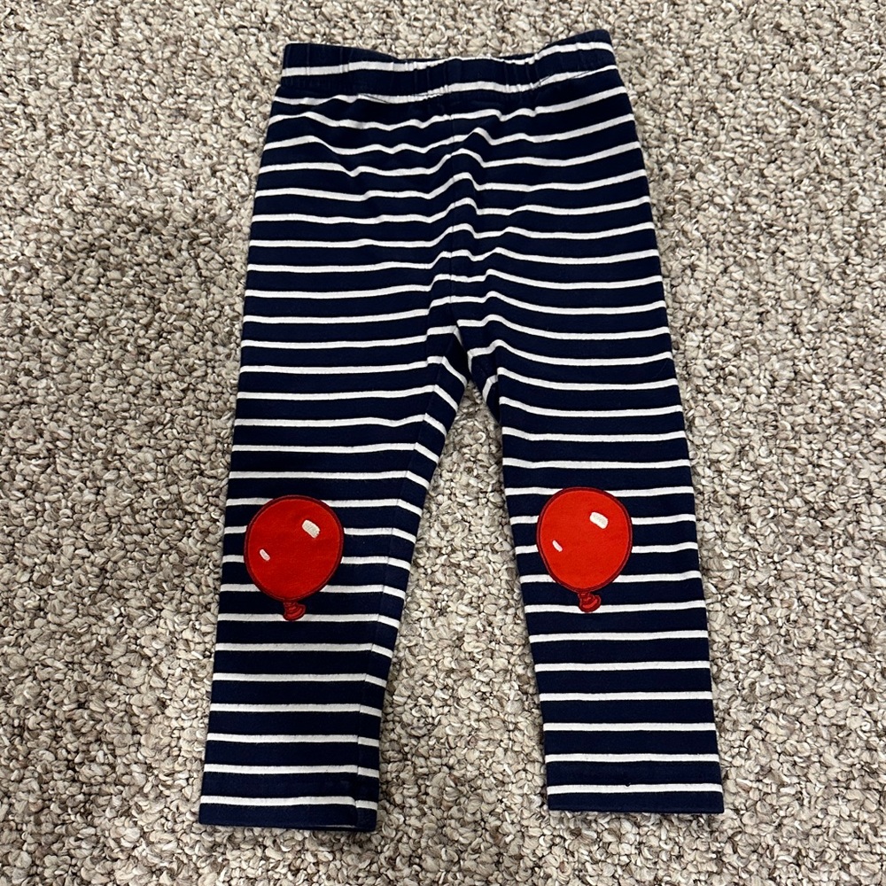 Hanna Andersson Bluey Navy Striped Leggings with Red Balloon Patches